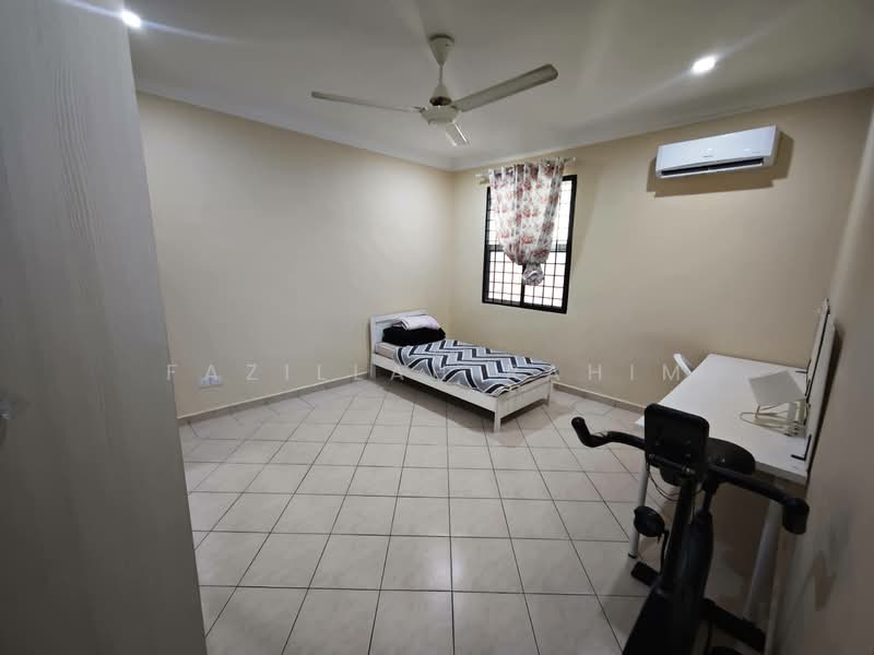 Condominium for Sale at Sri Lojing Condominiums - Fazillah Rahim - Bedroom - PropertyGuru.com.my
