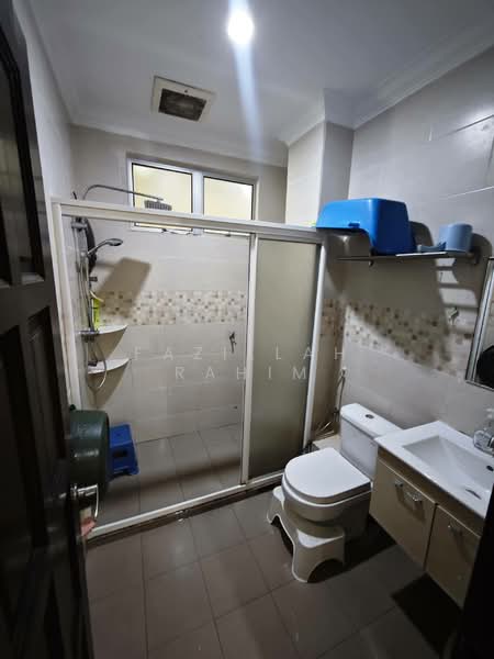 Condominium for Sale at Sri Lojing Condominiums - Fazillah Rahim - Bathroom - PropertyGuru.com.my