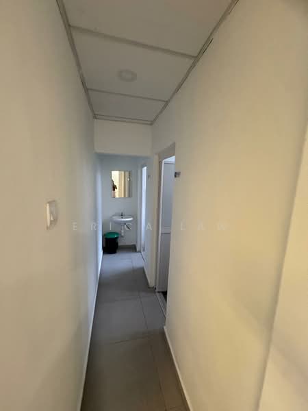 Kedai untuk Disewa di SS15 (Subang Jaya) - Erica Law - Corridor - PropertyGuru.com.my