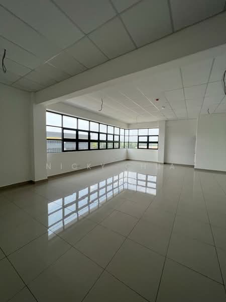 Semi-D Factory for Rent in Nilai Impian (Nilai) - Nicky Chua - Interior - PropertyGuru.com.my