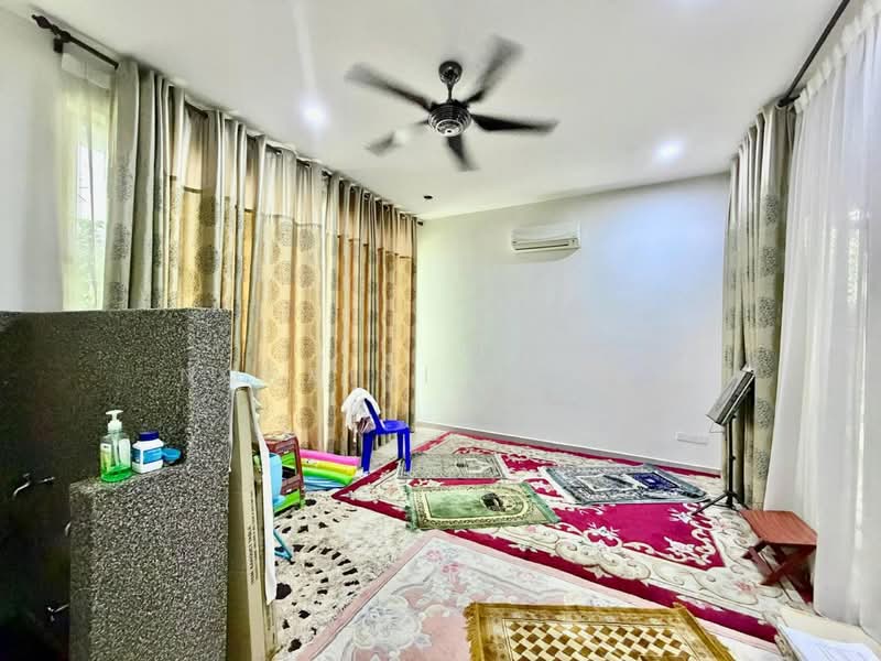 Untuk Dijual - Kampung Tunku
