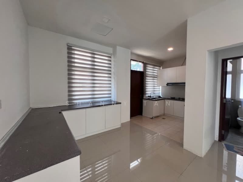 Rumah Banglo untuk Dijual di Bandar Mahkota Cheras (Cheras) - Shanny Tan - Kitchen - PropertyGuru.com.my