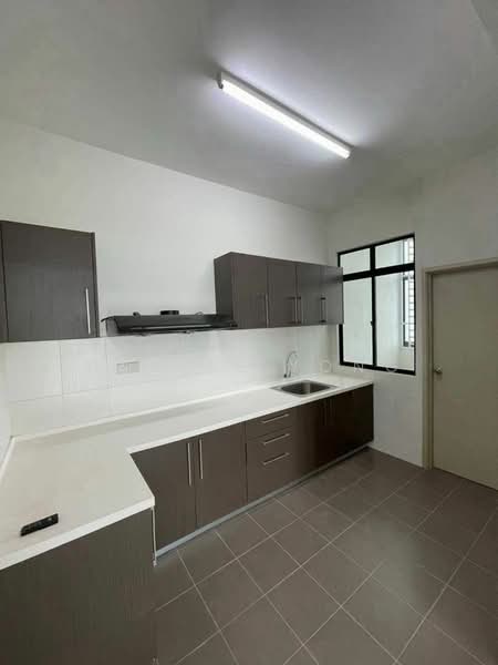 Servis Apartment untuk Dijual di Jentayu Residensi @ Tampoi - Daniel Yong - Kitchen - PropertyGuru.com.my