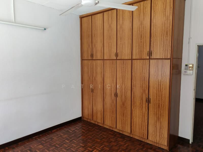 Shop / Office for Rent in Gurney Drive (Penang) - Patrick . - Interior - PropertyGuru.com.my