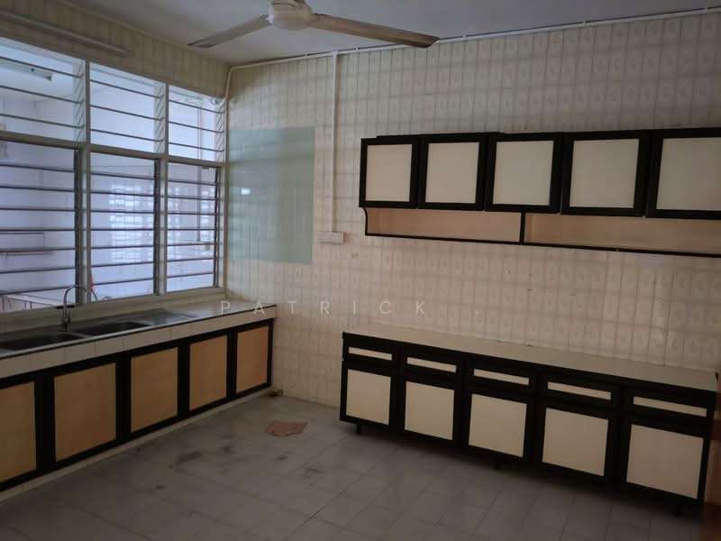 Shop / Office for Rent in Gurney Drive (Penang) - Patrick . - Kitchen - PropertyGuru.com.my