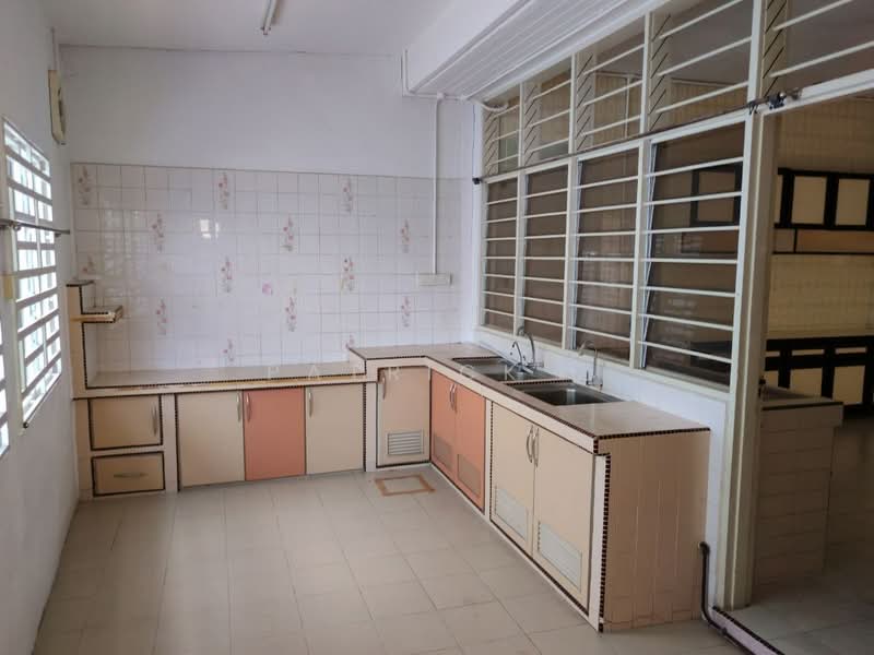 Shop / Office for Rent in Gurney Drive (Penang) - Patrick . - Kitchen - PropertyGuru.com.my