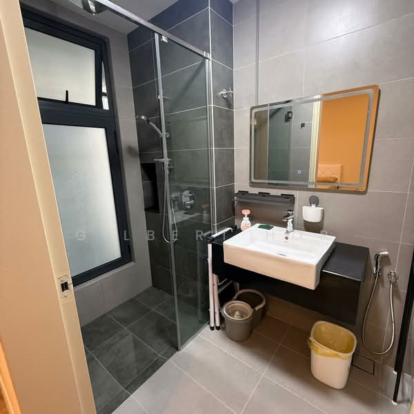 Service Residence for Rent at Sunway Belfield - Gilbert Hor - Bathroom - PropertyGuru.com.my