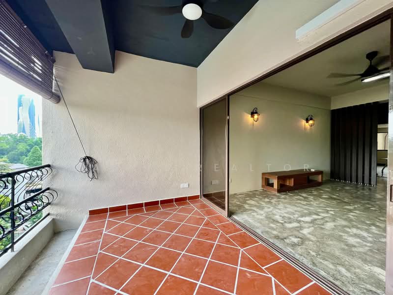 Kondominium untuk Disewa di Antah Tower - Maznee Realtor - Balcony - PropertyGuru.com.my