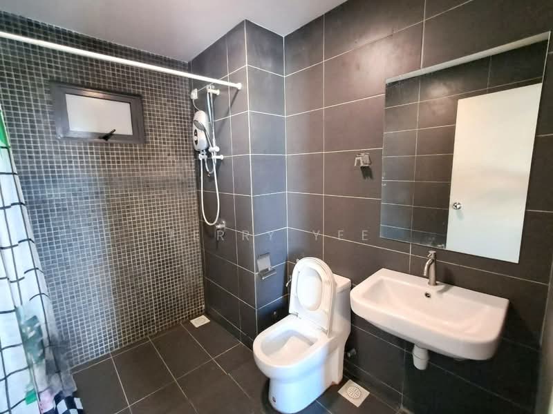 Kondominium untuk Disewa di Parkhill Residence - Terry Yee - Bathroom - PropertyGuru.com.my