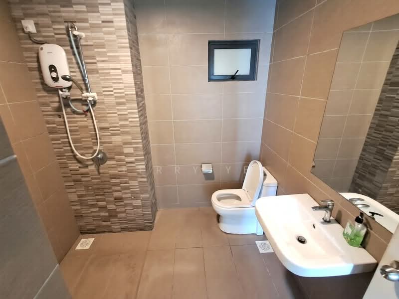 Kondominium untuk Disewa di Parkhill Residence - Terry Yee - Bathroom - PropertyGuru.com.my