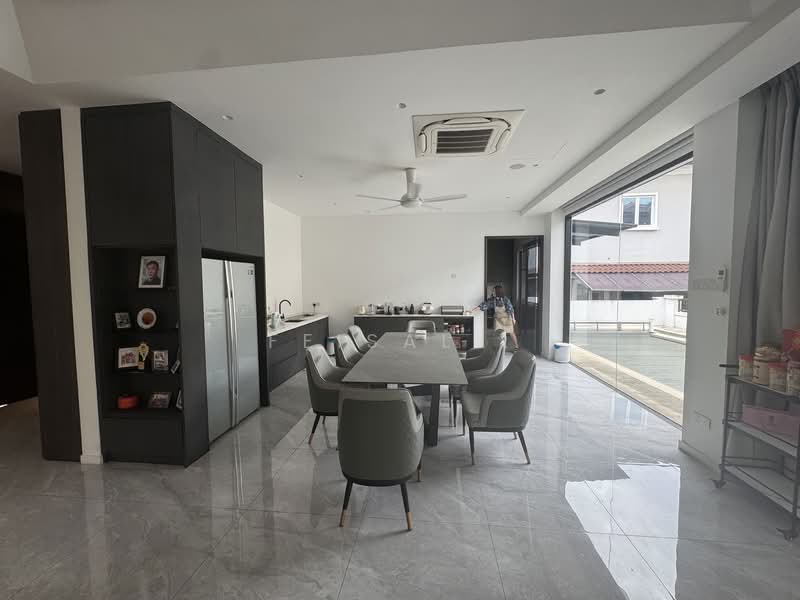 Rumah Banglo untuk Dijual di Selangor Polo Residency (Kota Damansara) - Feisal . - Dining Room - PropertyGuru.com.my