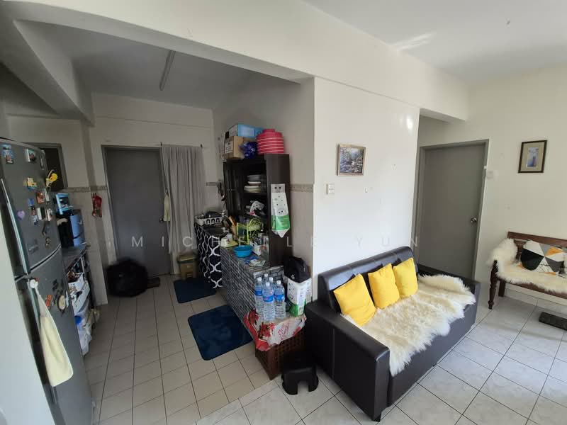 Kondominium untuk Dijual di Pelangi Damansara - Michelle Yun - Living Room - PropertyGuru.com.my