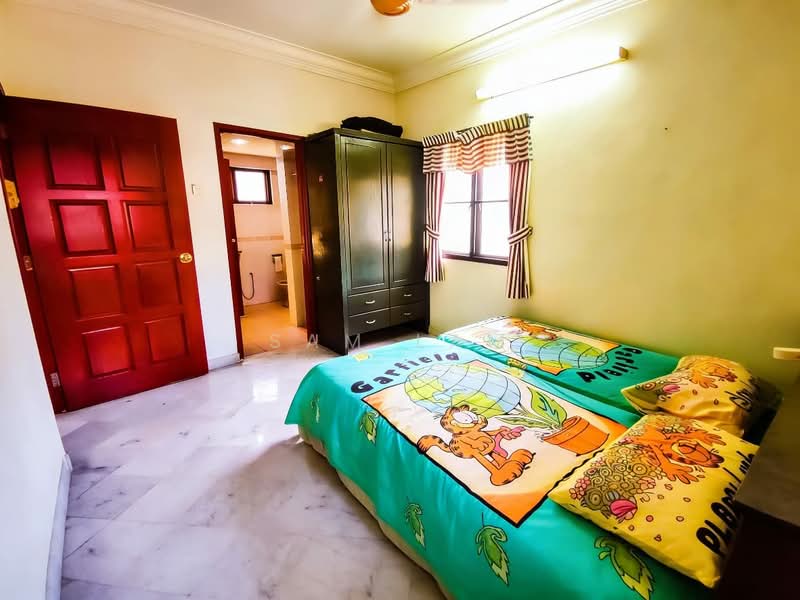 Condominium for Sale at Allamanda - Sam Lam - Bedroom - PropertyGuru.com.my