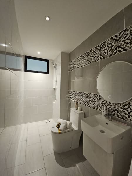 Service Residence for Sale at The Straits View DUO - Grace Cheong - Bathroom - PropertyGuru.com.my