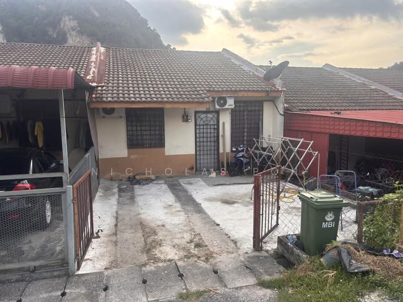 1-storey Terraced House for Sale in Taman Ukay Raya (Tambun) - Nicholas Poh - PropertyGuru.com.my