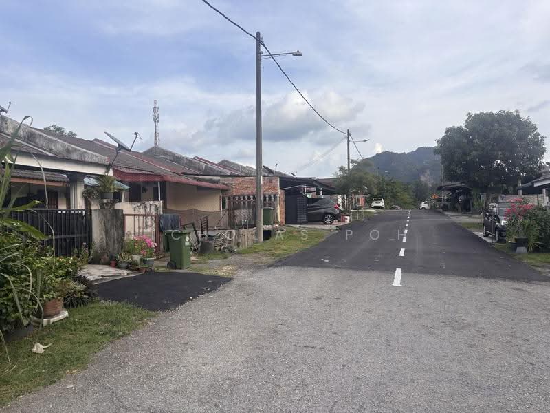 1-storey Terraced House for Sale in Taman Ukay Raya (Tambun) - Nicholas Poh - PropertyGuru.com.my