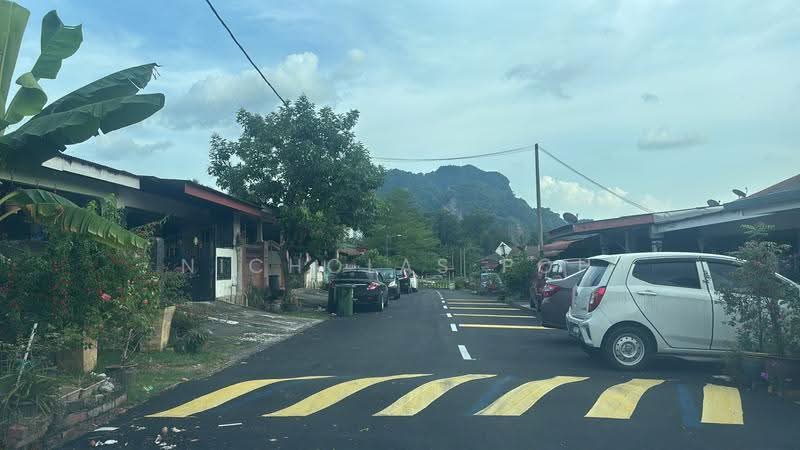 1-storey Terraced House for Sale in Taman Ukay Raya (Tambun) - Nicholas Poh - PropertyGuru.com.my