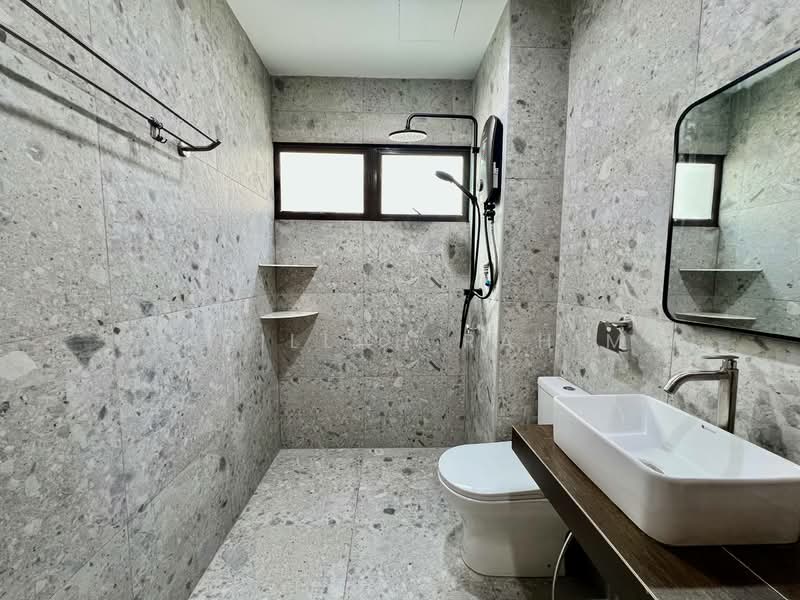 Kondominium untuk Disewa di Antah Tower - Fazillah Rahim - Bathroom - PropertyGuru.com.my