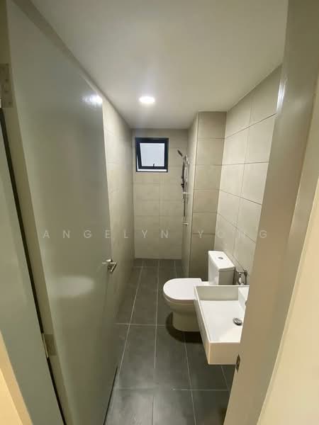 Servis Apartment untuk Disewa di M Luna - Angelyn Yong - Bathroom - PropertyGuru.com.my