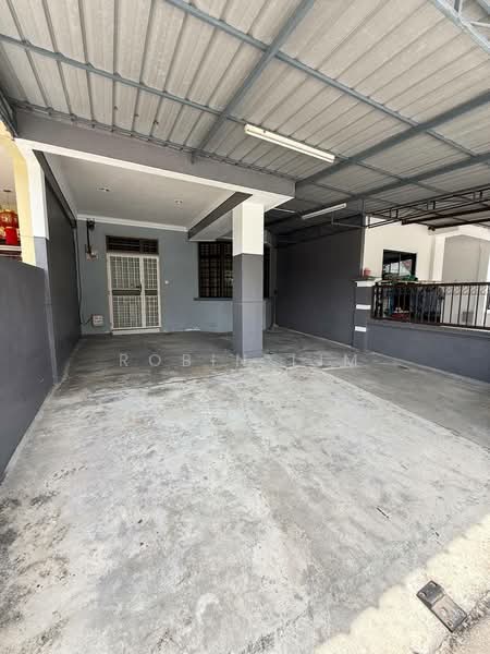 2-storey Terraced House for Sale in Taman Daya (Johor Bahru) - Robin Lim - Exterior - PropertyGuru.com.my