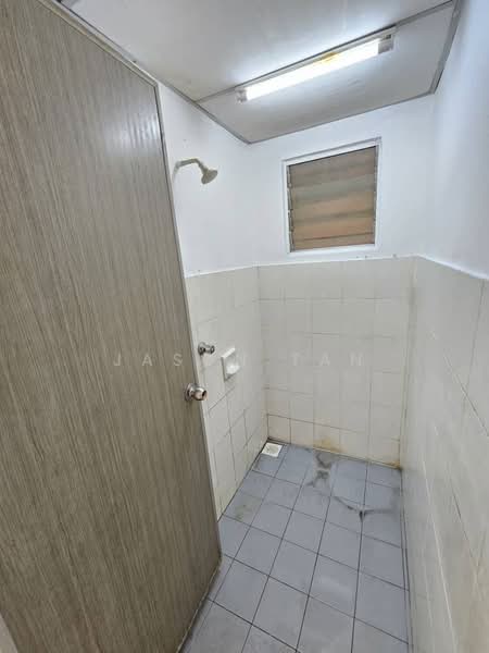 Apartment for Sale at Kantan Court - Jason Tan - Bathroom - PropertyGuru.com.my