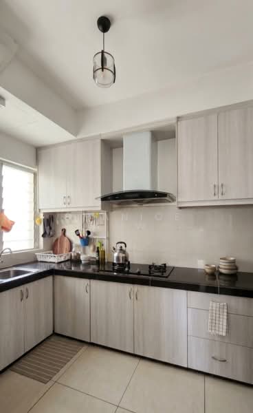 Kondominium untuk Dijual di Hijauan Puteri Condominium - Shanice Low - Kitchen - PropertyGuru.com.my