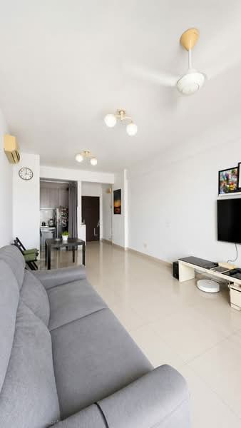 Kondominium untuk Dijual di Hijauan Puteri Condominium - Shanice Low - Living Room - PropertyGuru.com.my