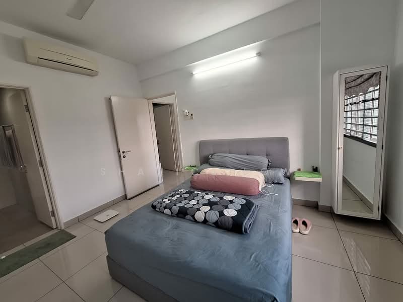 Condominium for Sale at Hijauan Puteri Condominium - Shanice Low - Bedroom - PropertyGuru.com.my