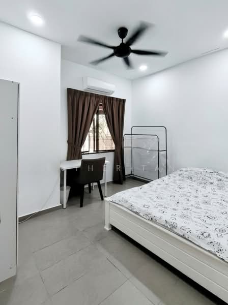 Semi-Detached House for Rent in Kota Kemuning (Shah Alam) - Esther Tan - Bedroom - PropertyGuru.com.my