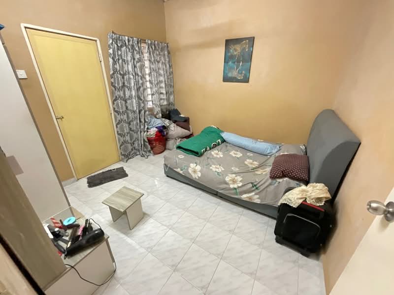 2-storey Terraced House for Sale in Bandar Baru Kundang (Rawang) - Steven Lee - Bedroom - PropertyGuru.com.my