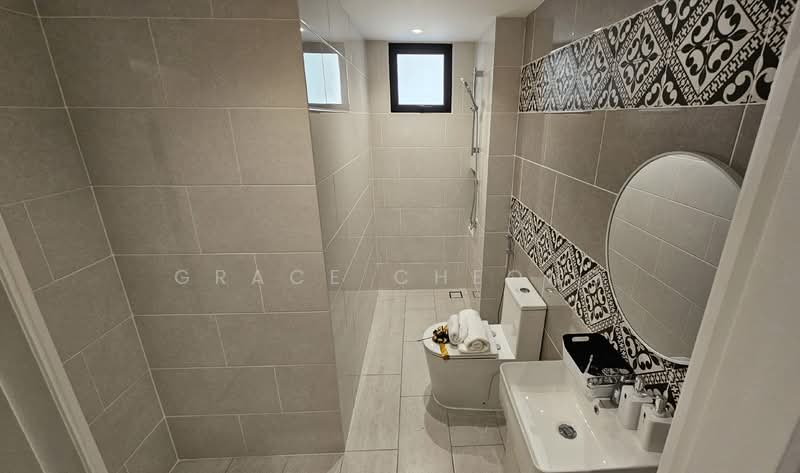 Service Residence for Sale at The Straits View DUO - Grace Cheong - Bathroom - PropertyGuru.com.my