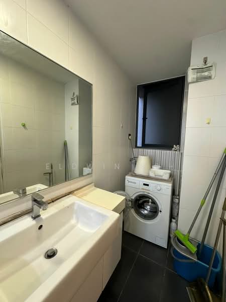 Service Residence for Rent at V@SUMMERPLACE - Eldwin Soh - Bathroom - PropertyGuru.com.my