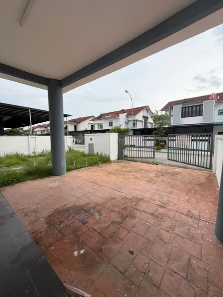 Cluster House for Sale in Nusantara Prima (Gelang Patah) - Kaitlyn Teng - PropertyGuru.com.my