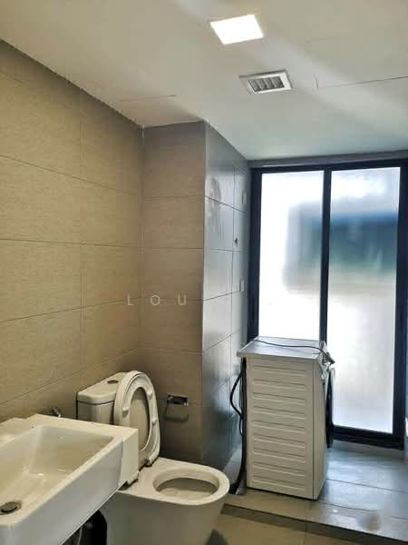 Servis Apartment untuk Dijual di EkoCheras - Louis . - Bathroom - PropertyGuru.com.my