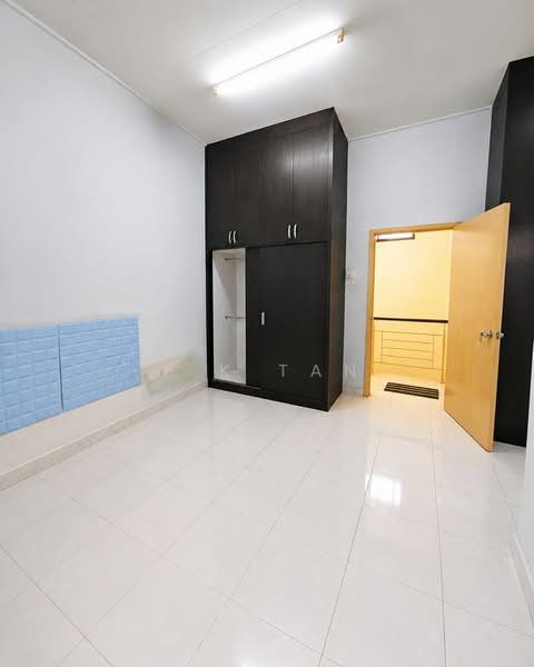 Rumah Teres 2 Tingkat untuk Disewa di Taman Setia Indah (Tebrau) - E.K Tan - Interior - PropertyGuru.com.my