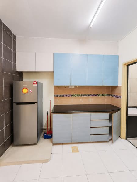 Rumah Teres 2 Tingkat untuk Disewa di Taman Setia Indah (Tebrau) - E.K Tan - Kitchen - PropertyGuru.com.my