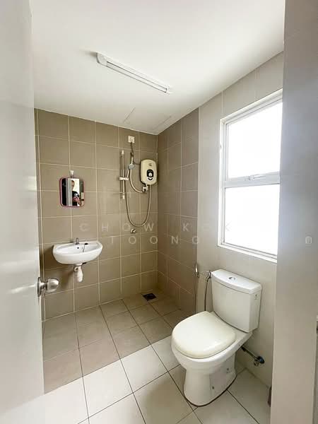 Pangsapuri untuk Dijual di Impian Titanium - Chow Kok Toong - Bathroom - PropertyGuru.com.my