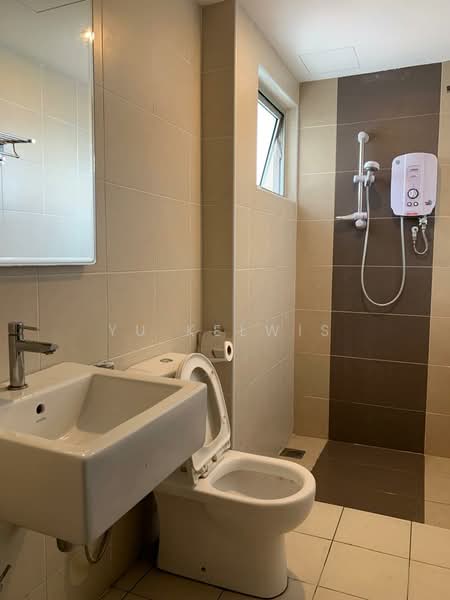 Kondominium untuk Disewa di Casa Tropicana - Yu Kelwis - Bathroom - PropertyGuru.com.my