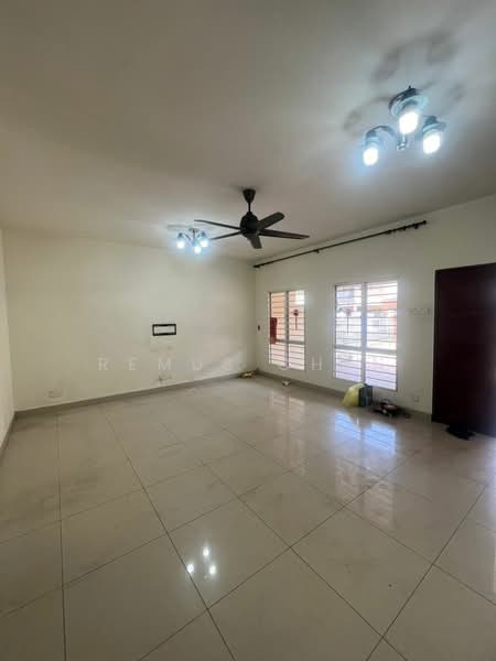 3-storey Terraced House for Sale in Bukit Jalil (Kuala Lumpur) - Remus Chen - Living Room - PropertyGuru.com.my