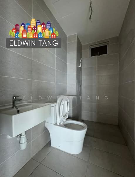 Kondominium untuk Dijual di Centro Residence - Eldwin Tang - Bathroom - PropertyGuru.com.my