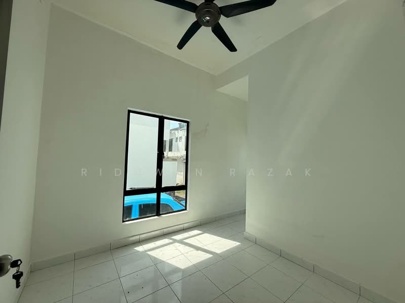 2-storey Terraced House for Sale in Semenyih Parklands (Beranang) - Ridhwan Razak - Interior - PropertyGuru.com.my