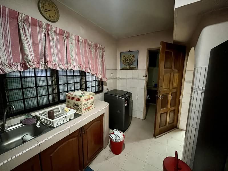 Rumah Teres 2 Tingkat untuk Dijual di Ulu Kelang (Kuala Lumpur) - Shaziery Iskandar - Kitchen - PropertyGuru.com.my