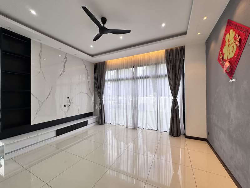 Bungalow for Rent in Setia Alam (Selangor) - Clement Yew - Living Room - PropertyGuru.com.my
