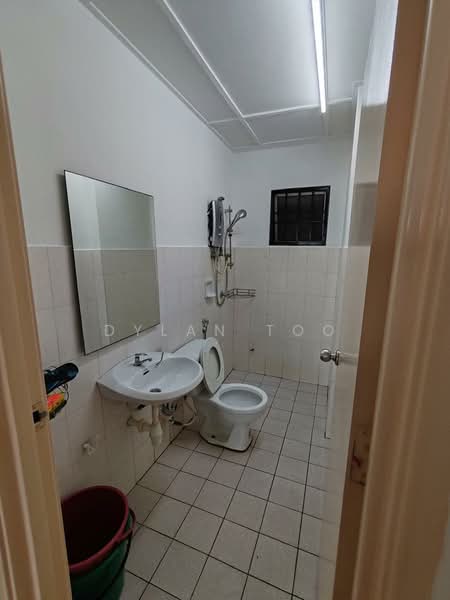 Apartment for Rent at Jalil Damai Apartments - Dylan Too - Bathroom - PropertyGuru.com.my