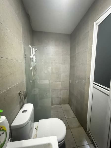 Service Residence for Rent at Kenwingston Square Garden - Darren Tan - Bathroom - PropertyGuru.com.my
