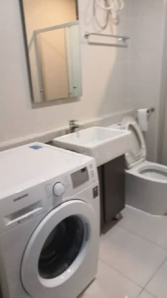Condominium for Rent at Amberside @ Country Garden Danga Bay - Alfred Yap - Bathroom - PropertyGuru.com.my