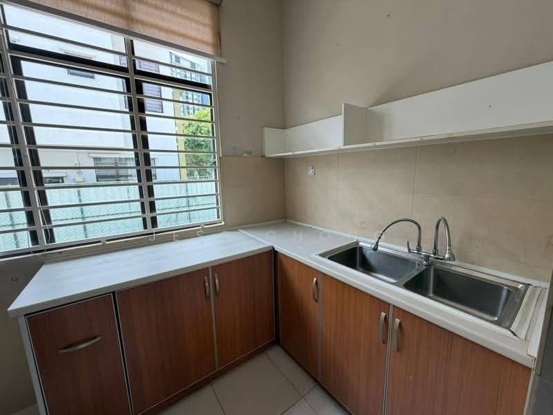 Rumah Teres 2-Tingkat untuk Disewa di Puchong (Selangor) - Jess Chong - Kitchen - PropertyGuru.com.my