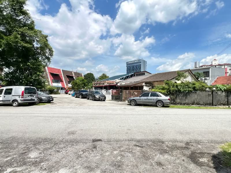 Rumah Teres 1 Tingkat untuk Dijual di Jalan Ipoh (Kuala Lumpur) - Keanu Tan - Exterior - PropertyGuru.com.my