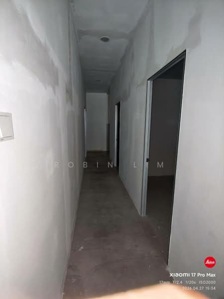 Shop / Office for Rent in Johor Bahru (Johor) - Robin Lim - Corridor - PropertyGuru.com.my