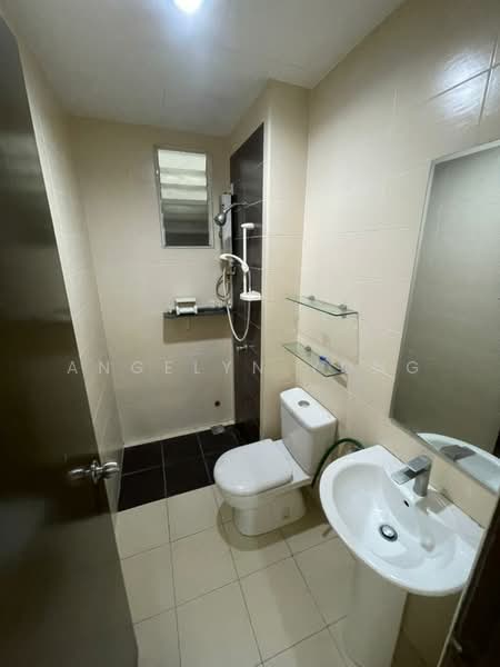 Kondominium untuk Disewa di Rosvilla Condominium - Angelyn Yong - Bathroom - PropertyGuru.com.my